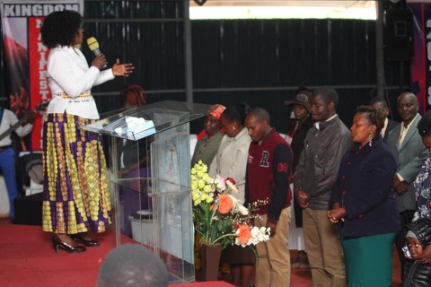 00c9aa5d7a7ed7fd-photo