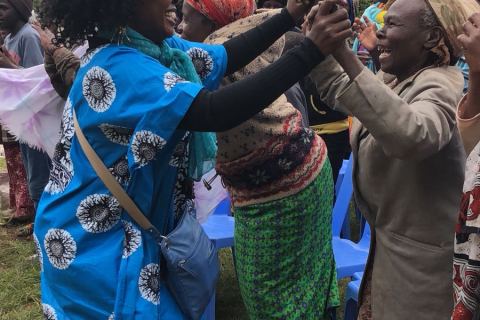 70d8b0c8b3e34971-photo