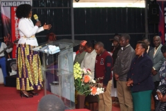 6b070ae56c82b4de-photo